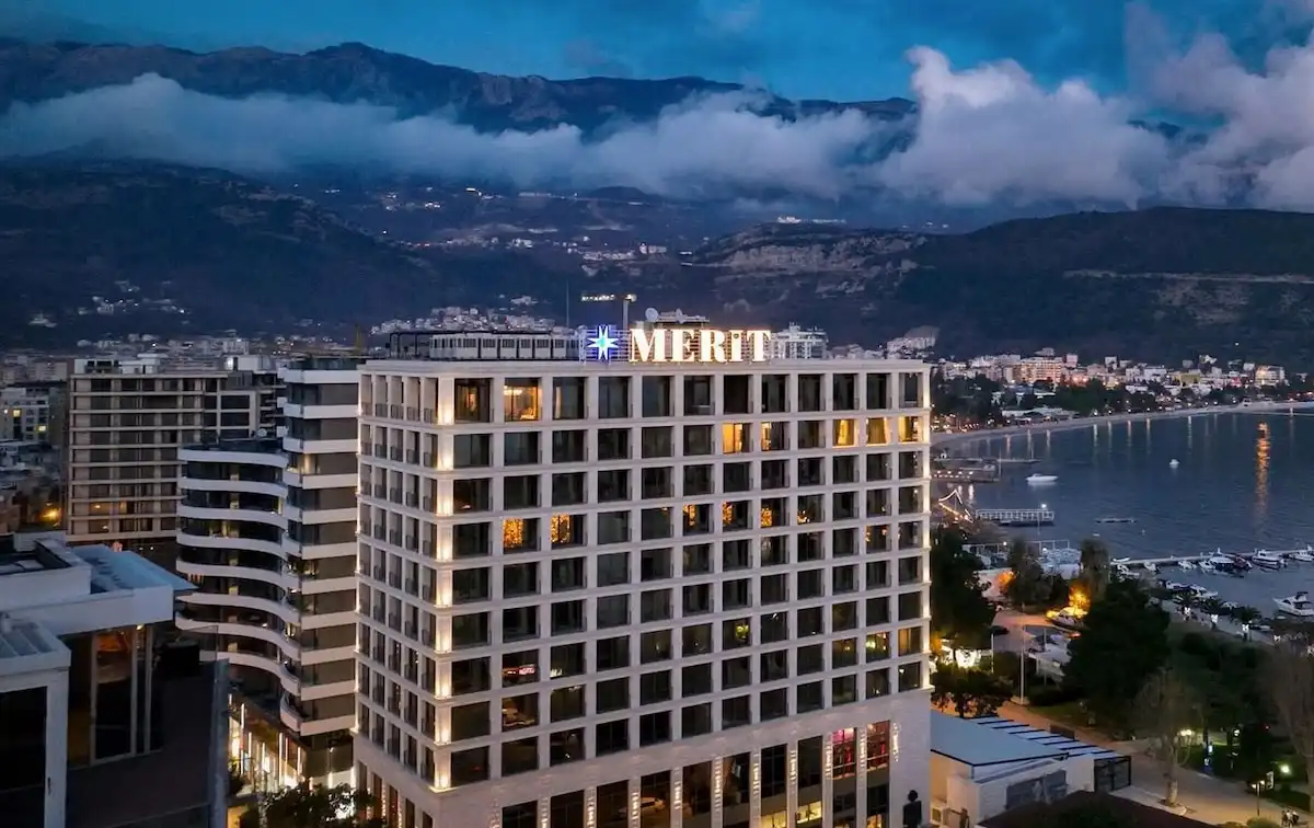 Merit Starlit Hotel & Residence